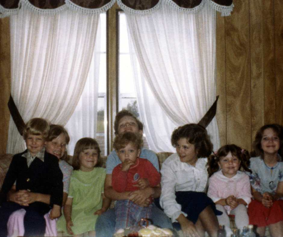 Nostalgic, Childhood-Based Cousin Group Names